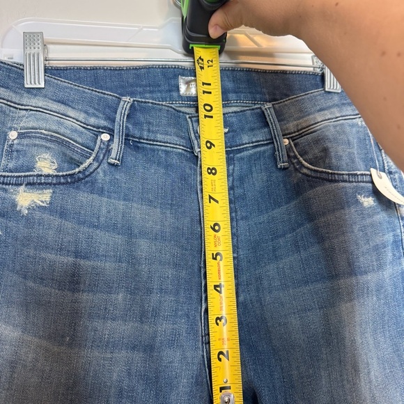 MOTHER NWT High Waisted Rascal Crop Graffiti Girl Size 30 Medium Wash Straight - Picture 7 of 11